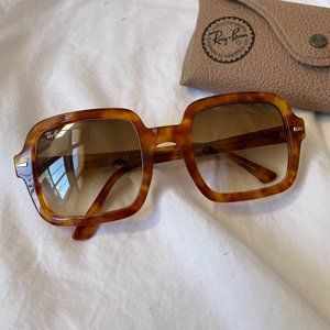 Ray-Ban RB2188